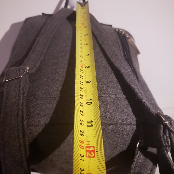 Gloria Vanderbilt Bag Mini shoulder straps grey black top flap cinch closure G - Picture 8 of 12